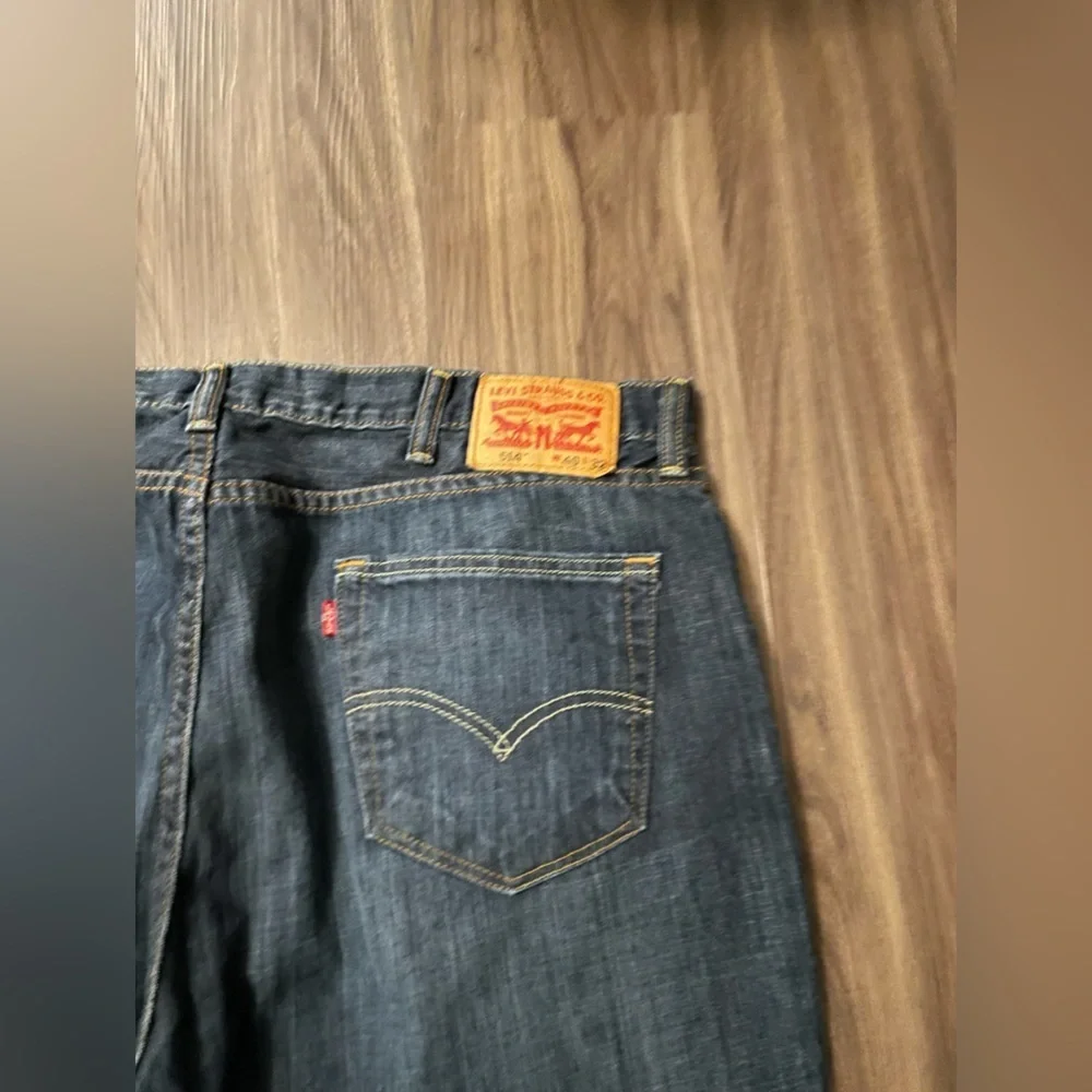 Levi's Dark Blue Men’s 514 Straight Jeans size 40X32 - Picture 4 of 6